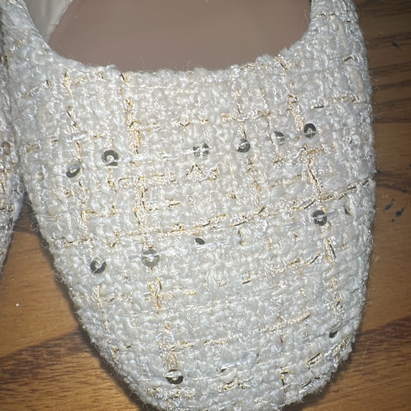 Zara Cream Textured Slingback Flats (shoes16) - Picture 5 of 10